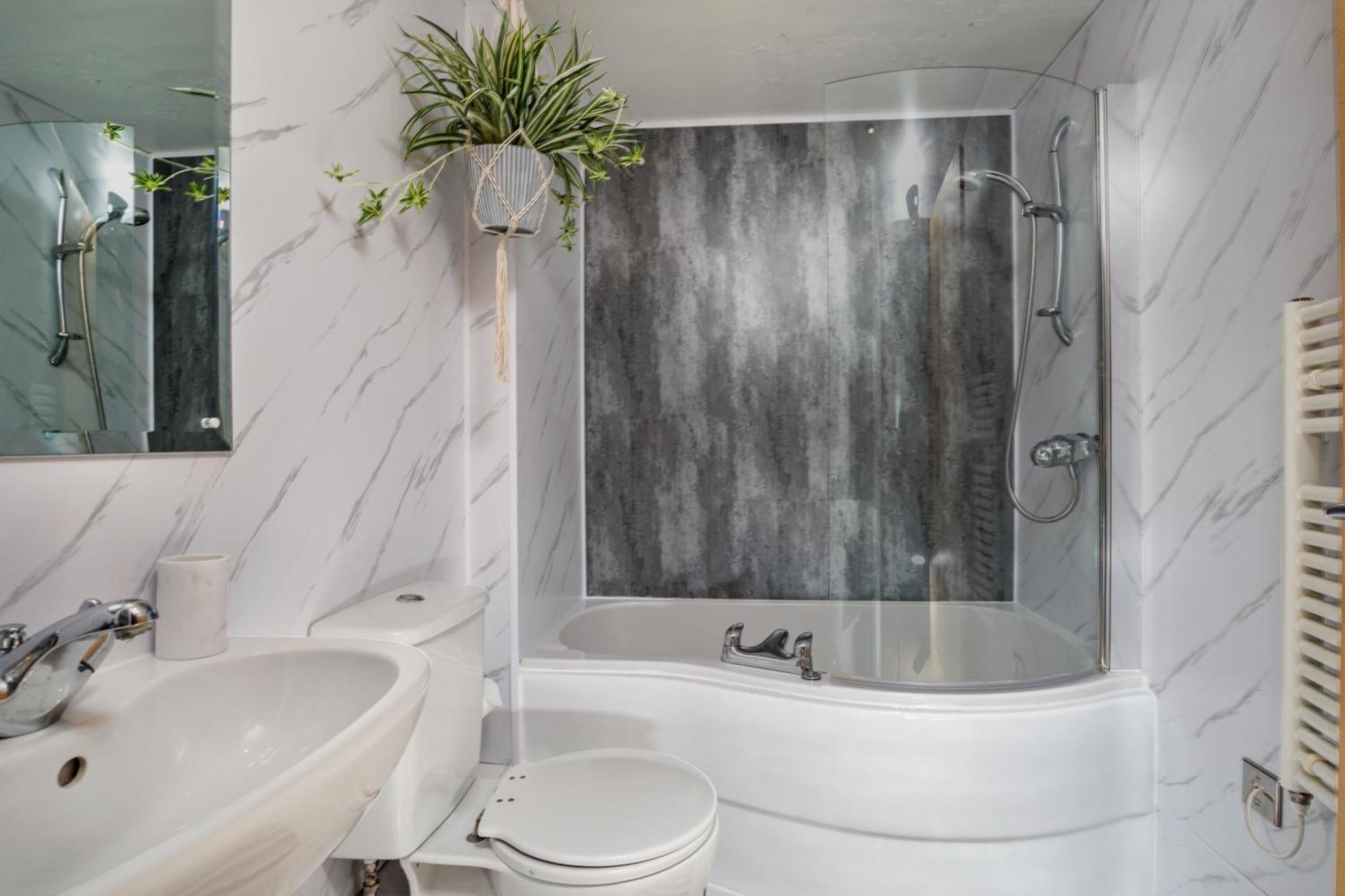 Large Central Penthouse In Leeds Leeds  Bagian luar foto