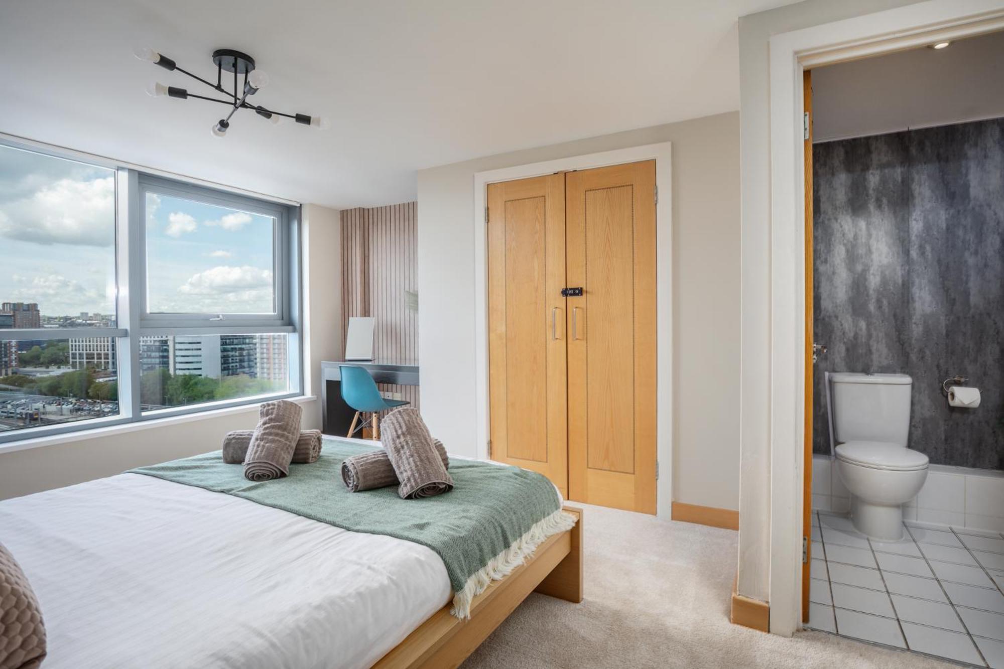 Large Central Penthouse In Leeds Leeds  Bagian luar foto